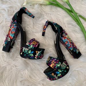 STEVE MADDEN High Heels Platforms